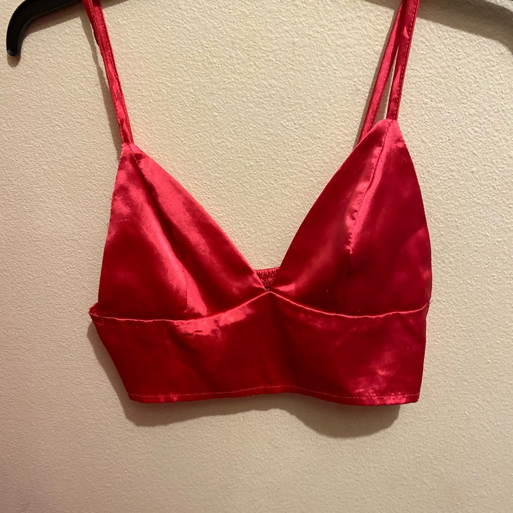hot pink going out top